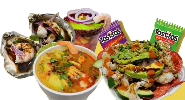 Ostiones, coctel, ramen de mariscos y tosticeviche de Kame House